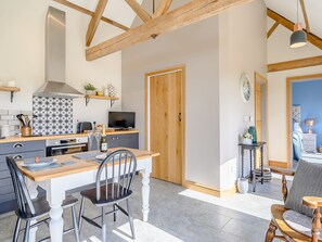 Interior - 1 bedroom accommodation in Fenny Compton, near Warwick (Fenny Compton, near Warwick)