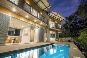 Pool - 2BR, 2.5BA, Jungle views, walk to beach, Pool, AC (Nicoya)