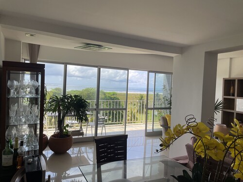 Spacious apartment! Noble seafront area!