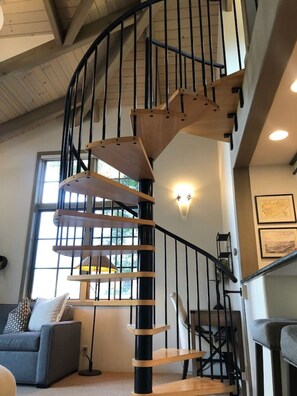 Interior - Luxury beach retreat in Capitola Village (Capitola)