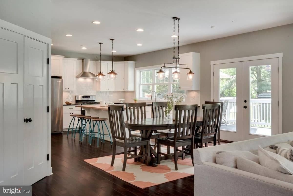 Craftsman Home in Annapolis Waterfront Suburb