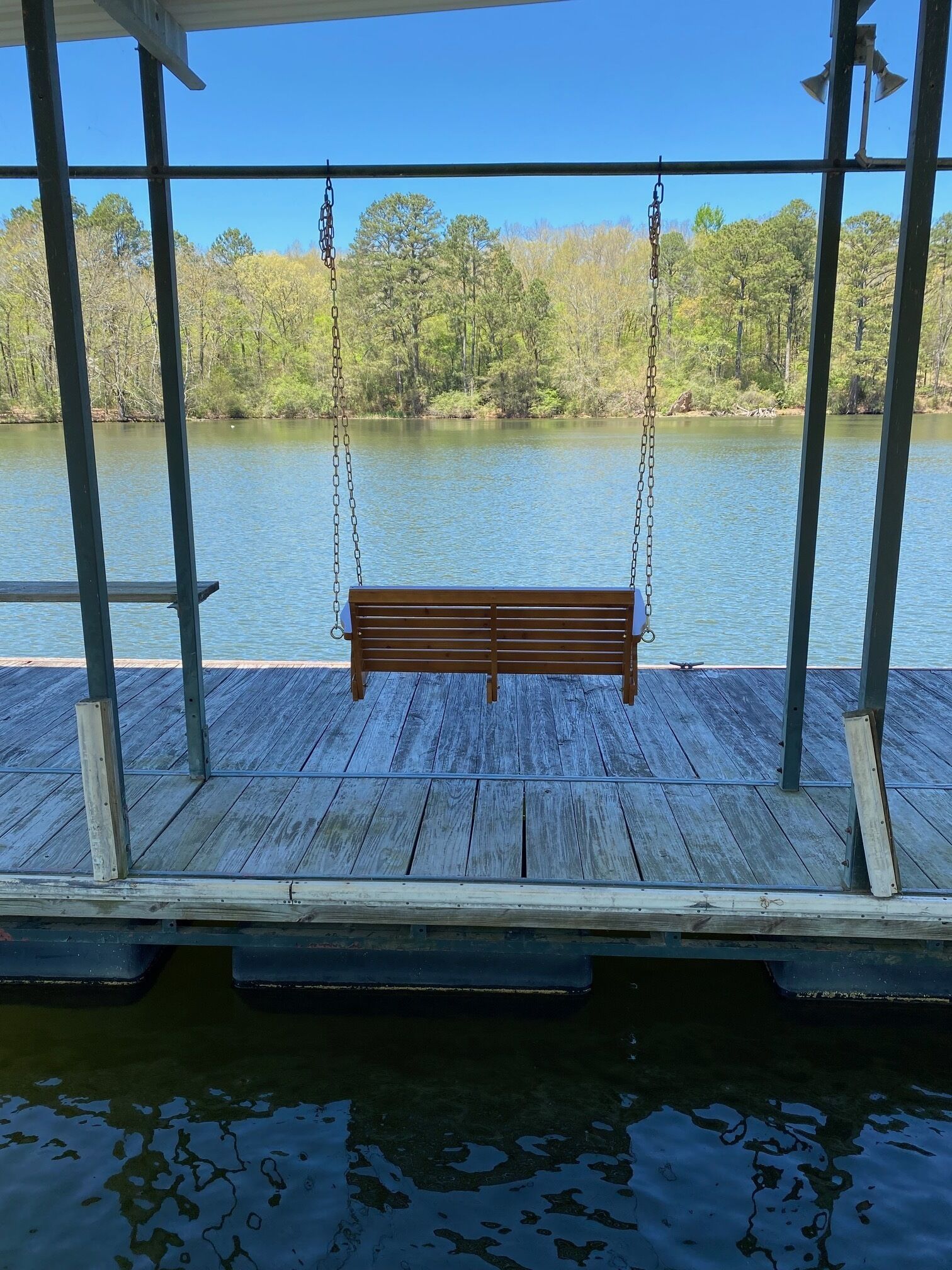 "THE BOBBY"Charming Lakehouse, Kayaks, Firepit, Peddle Boat, Dock Hot Springs,AR