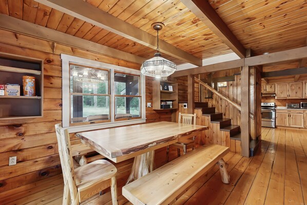 تناول الطعام