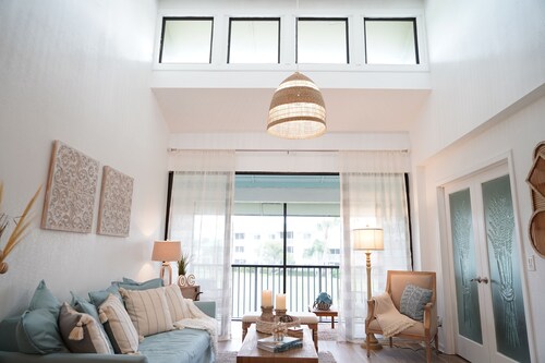 🏖️Just Remodeled! The Ocean Cottage at Ocean Village Beach Condo