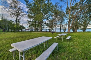 Outdoor dining - Charming Lakefront Home w/ Grill & Fire Pit! (New Concord)