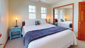 4 bedrooms, iron/ironing board, free WiFi, bed sheets