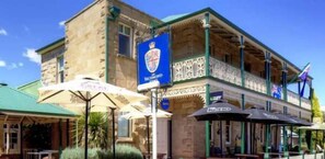 Exterior - "Baker's Cottage" in Historic Richmond, Sleeps 6. (Richmond)