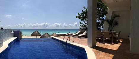 Outdoor pool, a heated pool