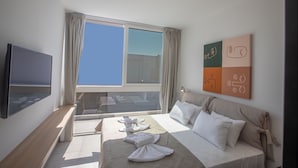 5 habitaciones, tabla de planchar con plancha y acceso a internet 