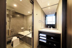 Habitación con 2 camas individuales, para no fumadores (UTSUROI) | Edredón, caja de seguridad en la habitación y cortinas blackout 