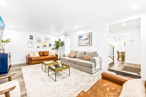 Smart TV, fireplace, video games, DVD player