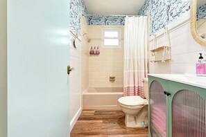 花灑/浴缸組合、風筒、提供毛巾