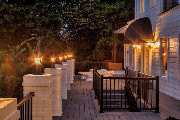 Terrace/patio - Belvedere On The Potomac (Falling Waters)