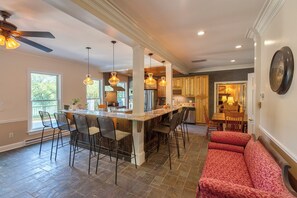 Interior - Belvedere on the Potomac — Historic Riverfront Estate (Falling Waters)