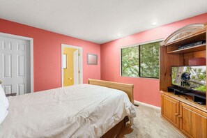 2 bedrooms, free WiFi, bed sheets