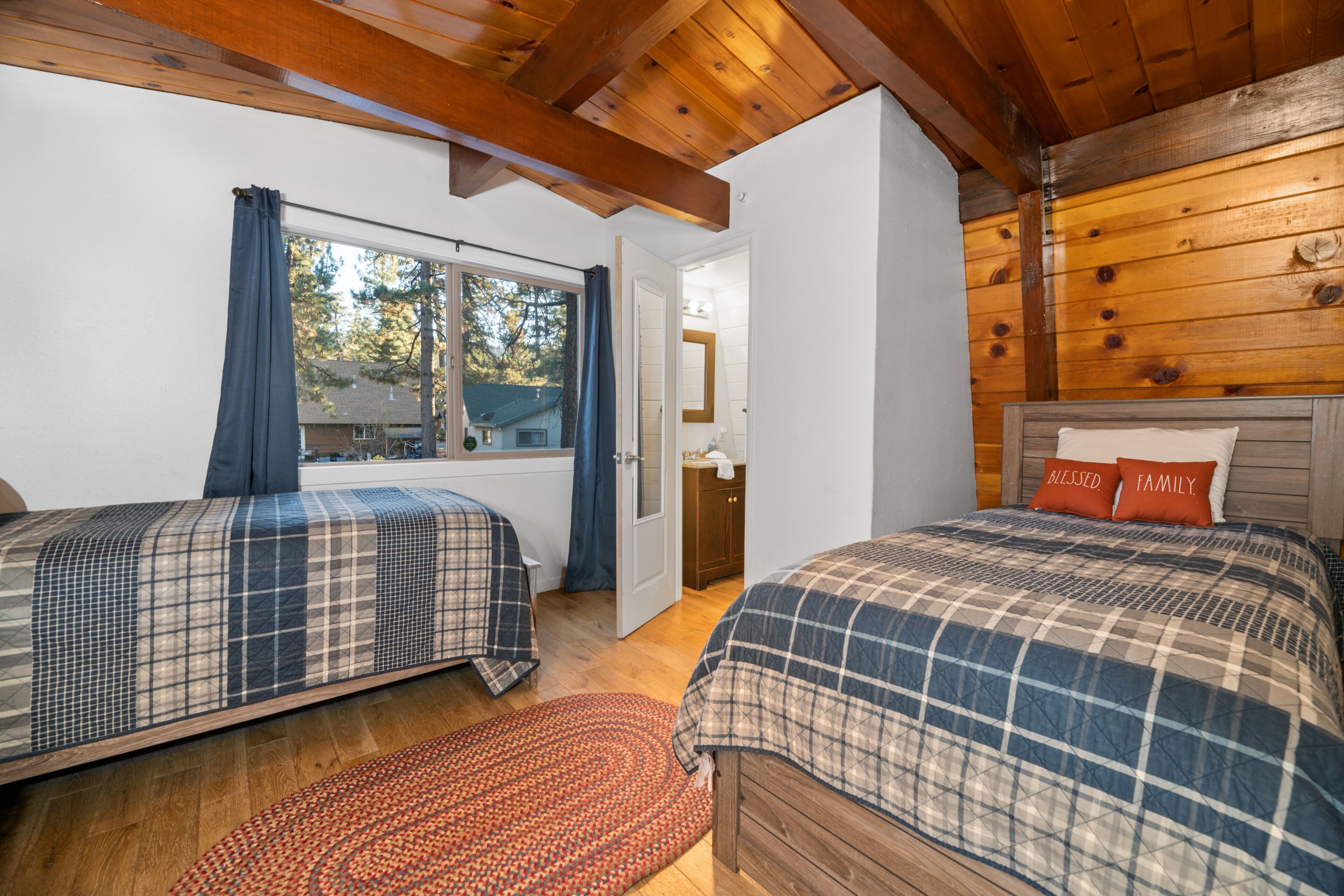 2 soverom, wi-fi (inkludert) og sengetøy