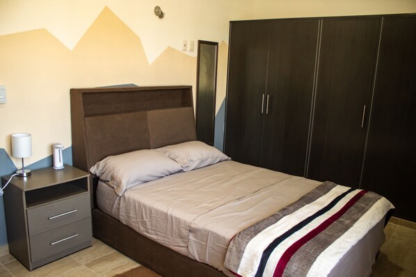 1 bedroom, iron/ironing board, free WiFi, bed sheets