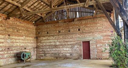 Ferme de Charme, piscine privee, vue pyrenees
