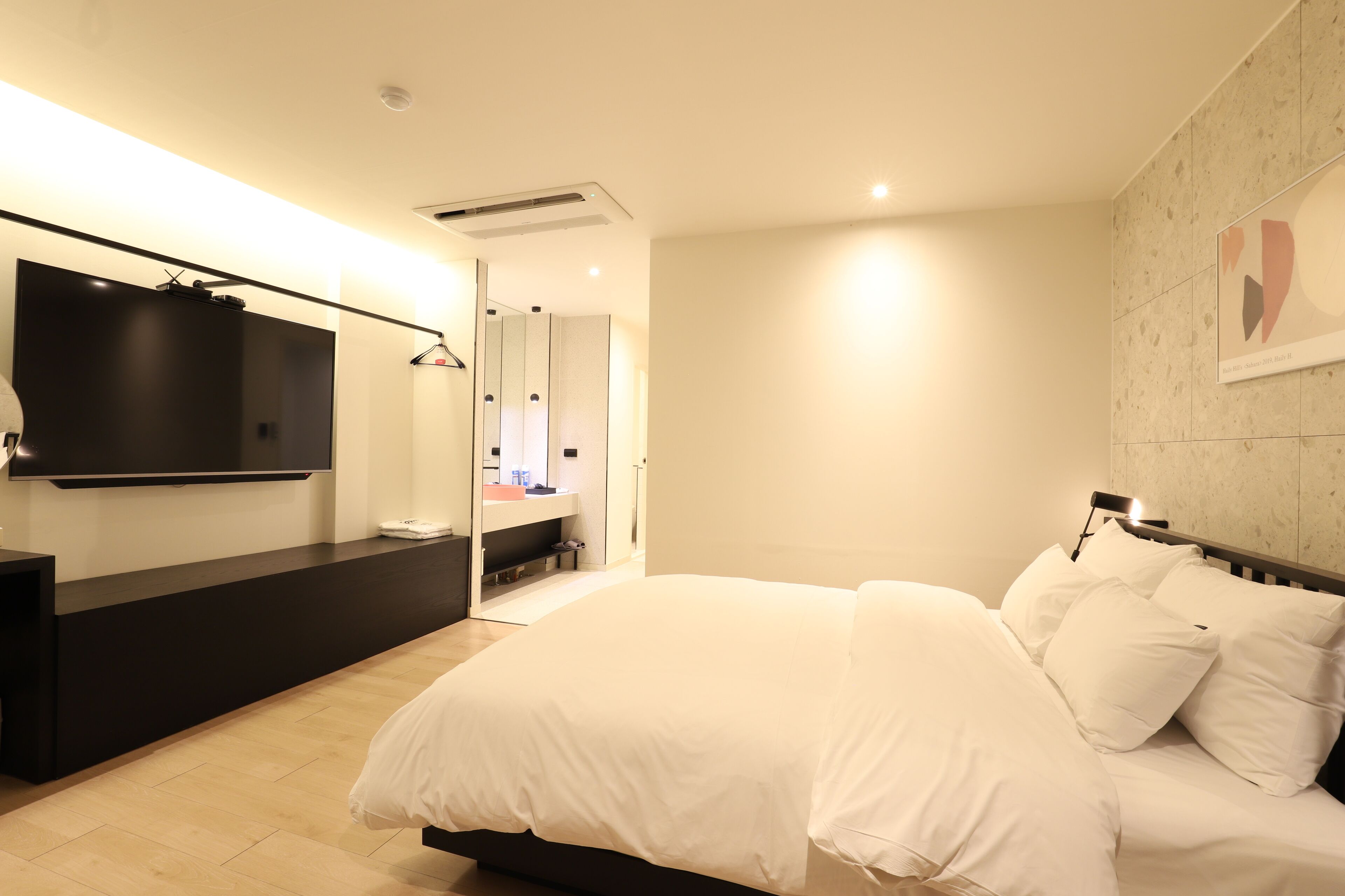 Premium Double Room | Free WiFi, bed sheets