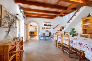 Dining - Holiday Home "Can Noble den Suau" with Pool, Hot Tub, Terraces & Garden (Pollensa)