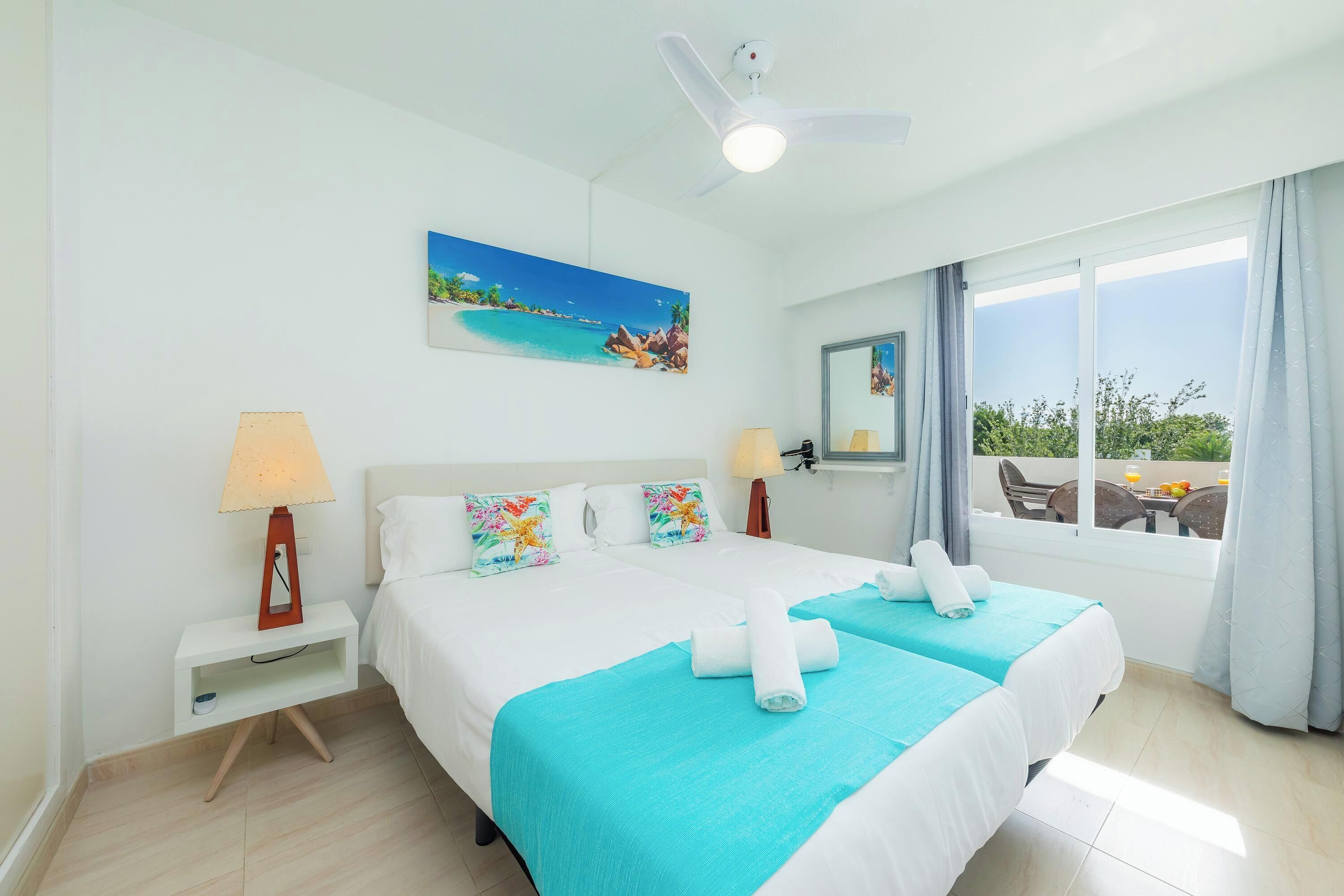 2 dormitorios, tabla de planchar con plancha, wifi gratis y ropa de cama