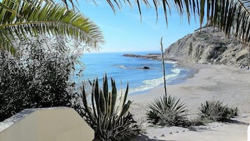 Accommodatie ligt op het strand