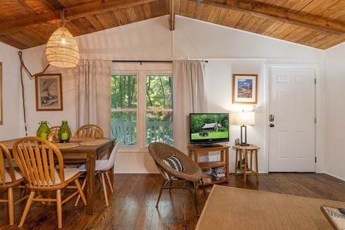 The Deep Forest Green Cottage