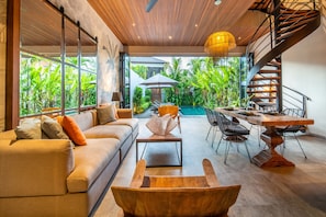 Villa, 2 habitaciones, para fumadores, alberca privada | Sala de estar
