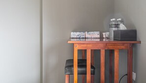 Quadruple Room | Individually decorated, individually furnished, desk, blackout drapes - I Life Zili (Ji'an)