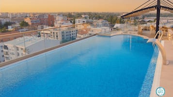 Area banquet outdoor