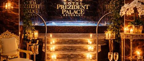 Behandlungsräume für Paare, Sauna, Whirlpool, Dampfbad