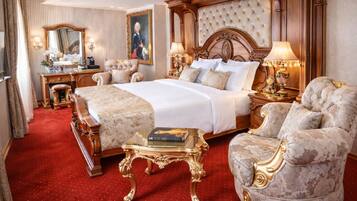 Premium bedding, minibar, in-room safe, desk