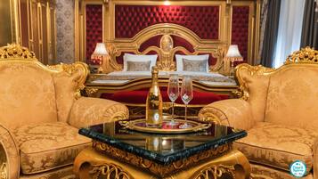 Biancheria da letto di alta qualità, minibar, una cassaforte in camera