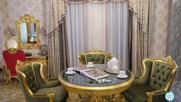 Premium bedding, minibar, in-room safe, desk