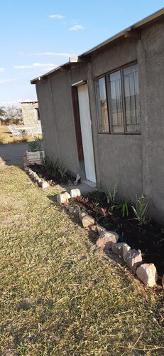 Nhaka Savaal - Cottage Miami