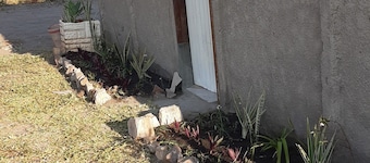 Nhaka Savaal - Cottage Miami