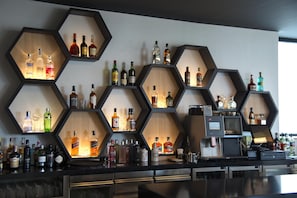 3 bar/lounge, bar di atap