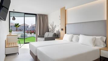 Habitación doble (Balibed) | Ropa de cama de alta calidad, caja fuerte, escritorio