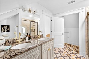 Bathtub, hair dryer, towels