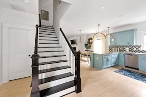 Interior - Showstopper (Atlanta)