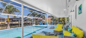 Island Vibe! 3/2 Salt Water Heated Pool with Bonus Room, Waterfront!