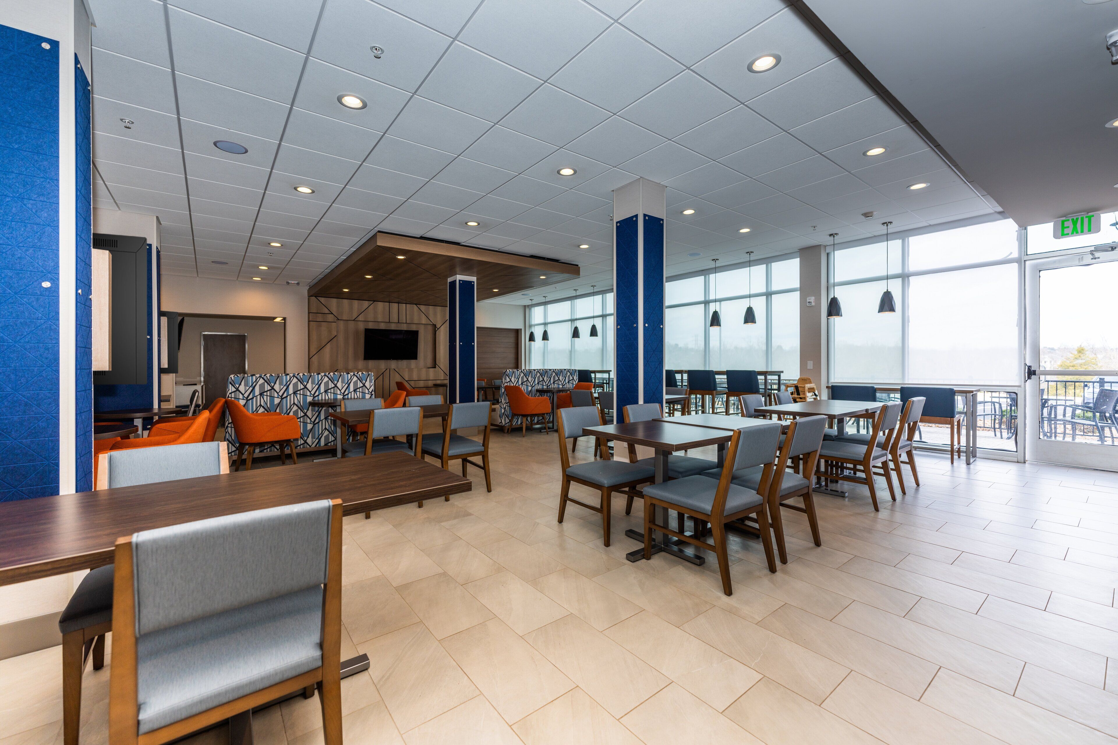 Free daily self-serve breakfast
