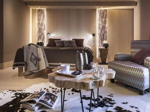Hypo-allergenic bedding, in-room safe, iron/ironing board - Hotel and Residence Le Taos (Tignes)