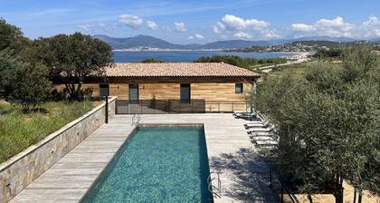 Villas Agosta - Camelia - sea view 50 meters from the beach (PMR standard)