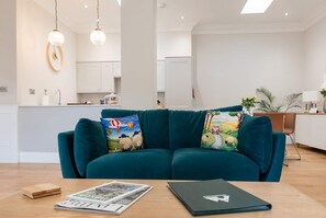 TV, Netflix, streaming services, offices