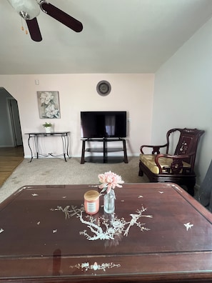 Älytelevisio, DVD-soitin, videokirjasto