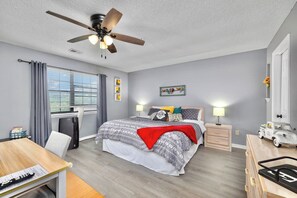 2 bedrooms, desk, iron/ironing board, free WiFi