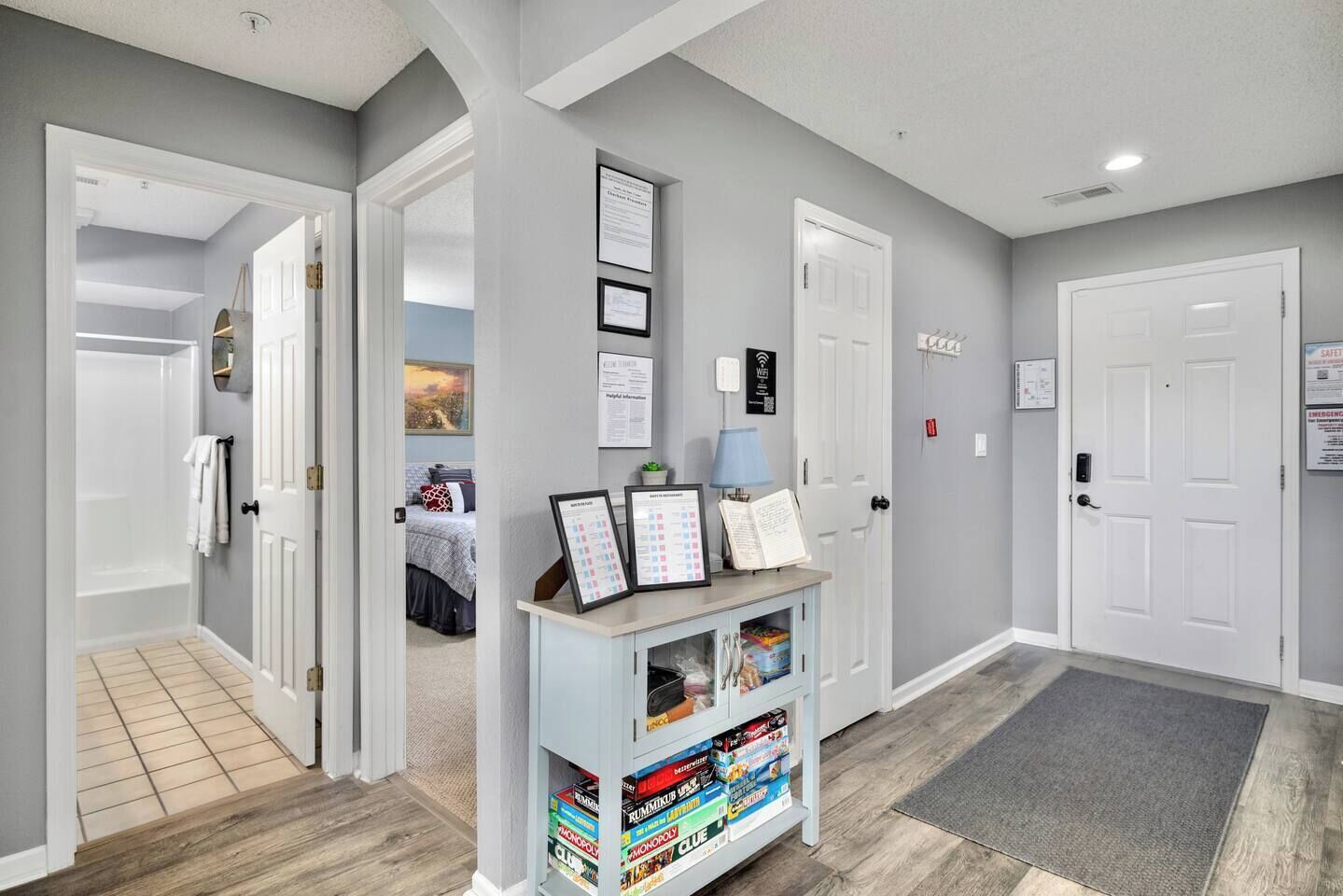 2 bedrooms, desk, iron/ironing board, free WiFi