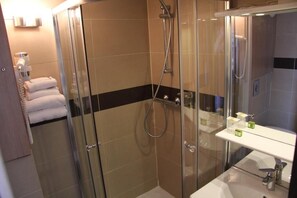 Room - Logis L'hôtel Restaurant Verrières (Verrieres-le-Buisson)