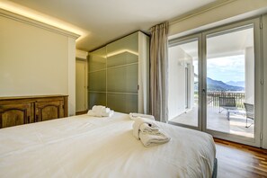 5 sovrum, värdeförvaringsskåp på rummet och strykjärn/strykbräda